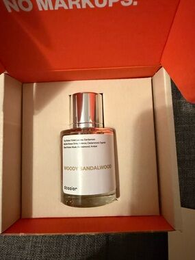 Dossier Woody Sandalwood Perfume - Warm Beige Bottle